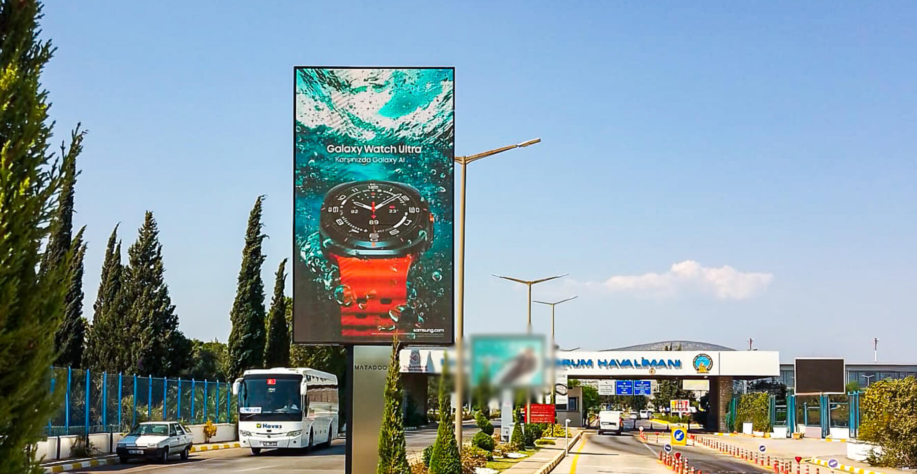 Matador Urunler Airport Digital Advertising Slider D5